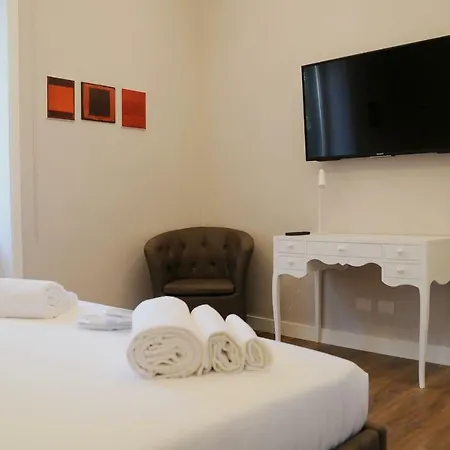 Nomentana House * Rome